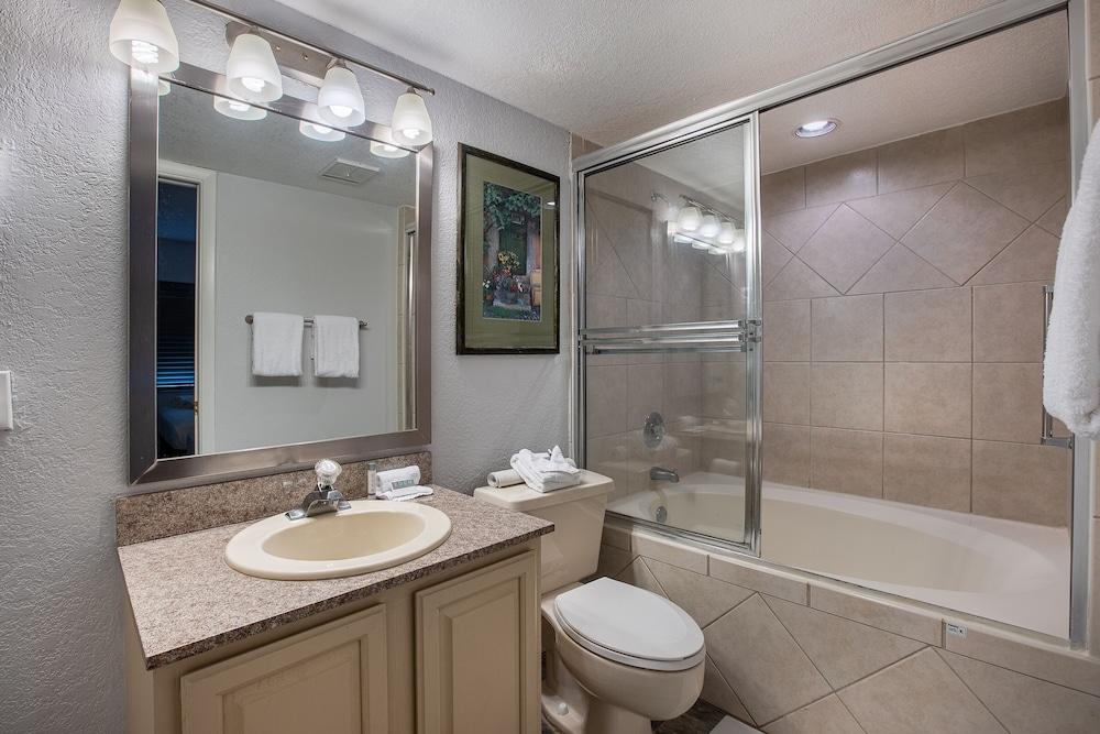 Legacy Vacation & Orlando - Near Resort 3*